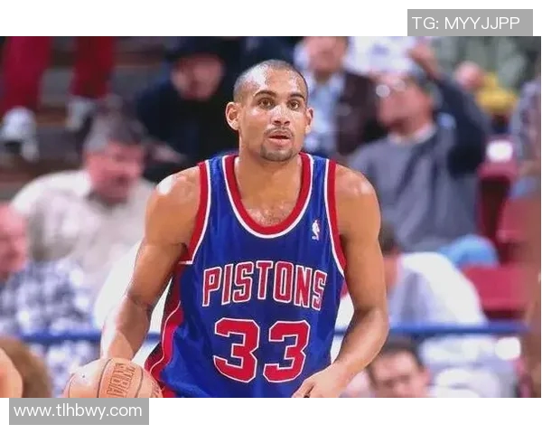 31号篮球明星的传奇旅程与辉煌成就全景回顾